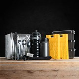 RUGGED XTREMES COLD CRIB ACCESSORY KIT  3X 1100ML LUNCH BOXES 2X ICE BRICKS 1X WATER BOTTLE 1X MUG 1X 6PCE CUTLERY SET